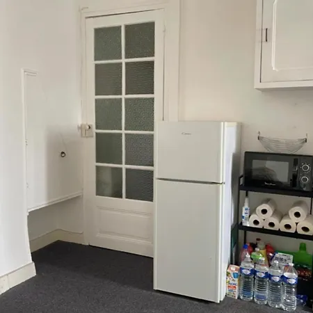 Near Gare De L'est Station Apartment